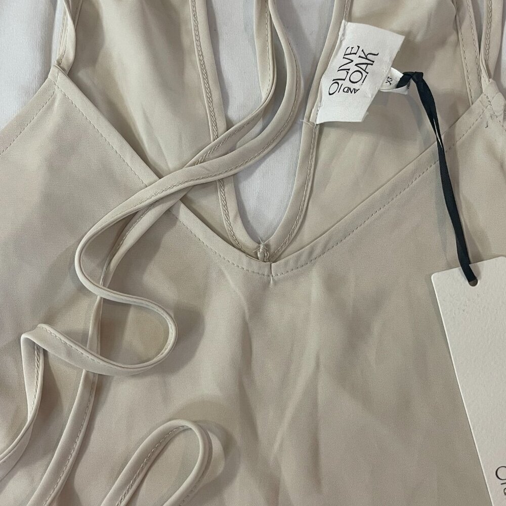 Olive and Oak. Women's blouse, light, fresh, and modern. Beige color. Size XS. - Picture 2 of 7